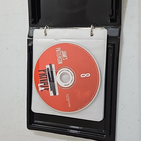 James Petterson Private LA Audiobook! - Picture 6 of 6